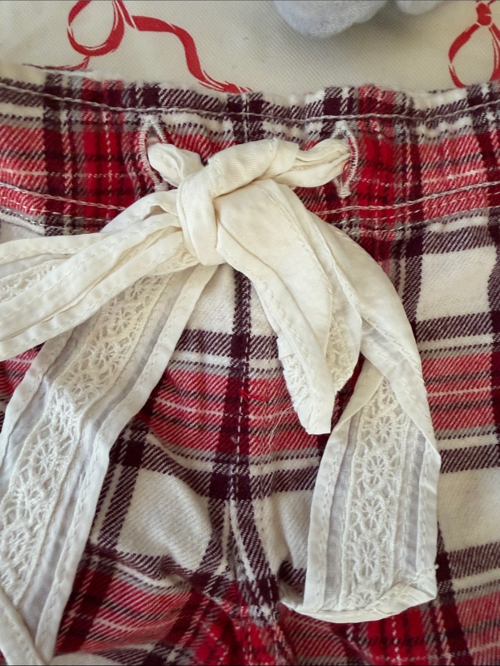 2 Abercrombie & Fitch Light Gray Lounge Shorts and Red Plaid Sleep Shorts - Picture 3 of 10